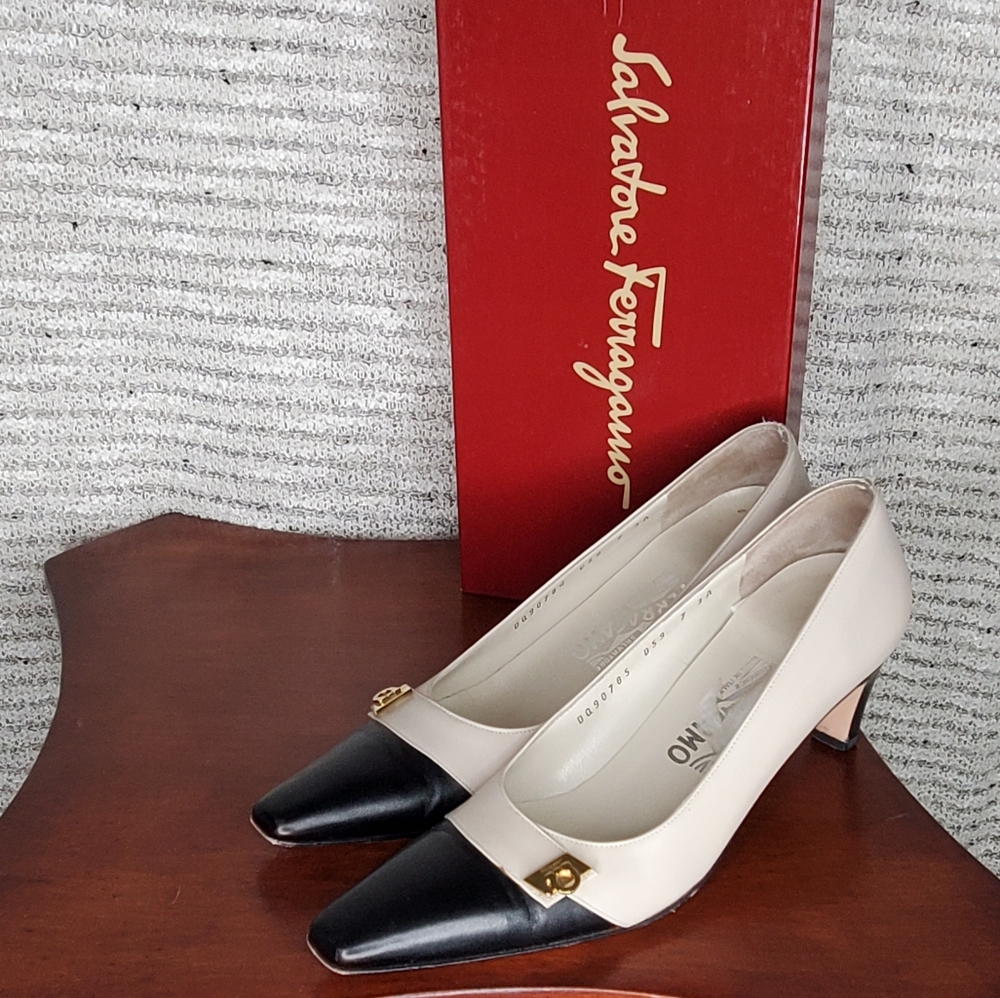 Salvatore Ferragamo Heels - Picture 5 of 16